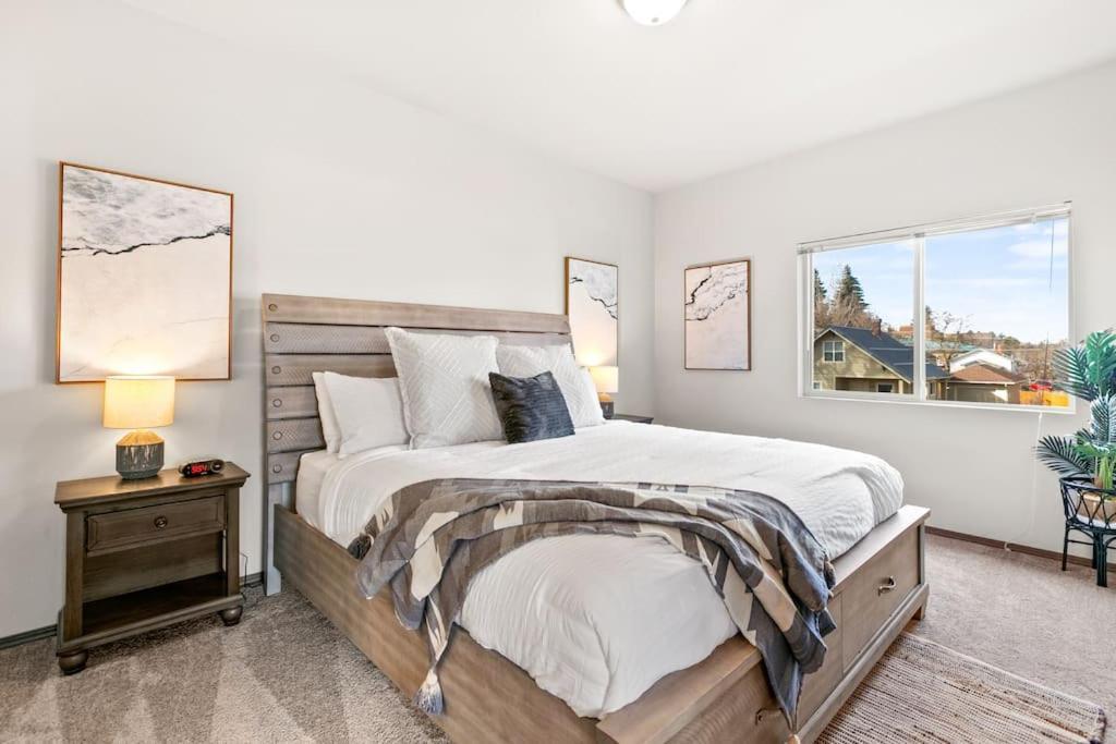 Brand New 2 Bd 2 Bth Near Dt And Perry District Daire Spokane Dış mekan fotoğraf