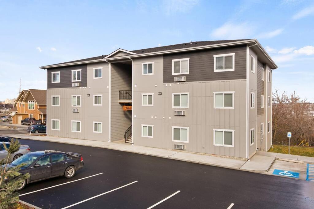 Brand New 2 Bd 2 Bth Near Dt And Perry District Daire Spokane Dış mekan fotoğraf
